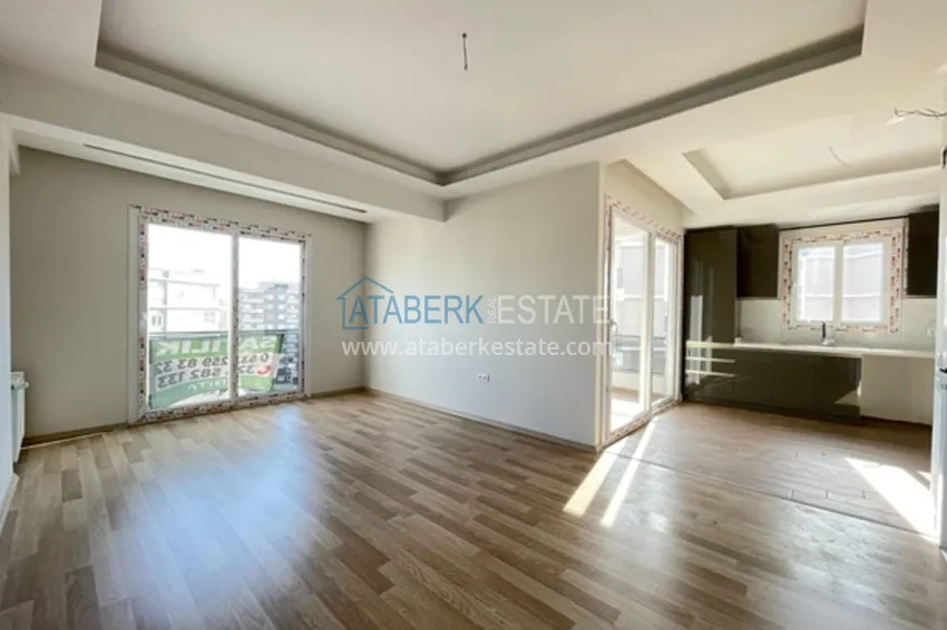 Приобрести Квартира 3+1 с чистовой отделкой в новом жилом комплексе в районе Мезитли-Мерсин 3 