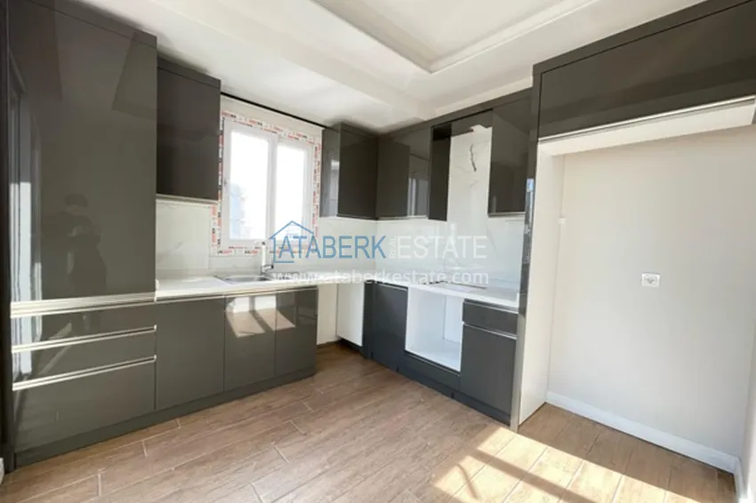 Приобрести Квартира 3+1 с чистовой отделкой в новом жилом комплексе в районе Мезитли-Мерсин 4 