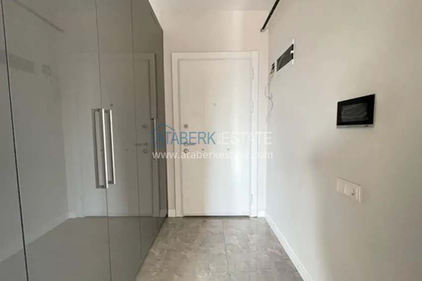 Приобрести Квартира 3+1 с чистовой отделкой в новом жилом комплексе в районе Мезитли-Мерсин 10 