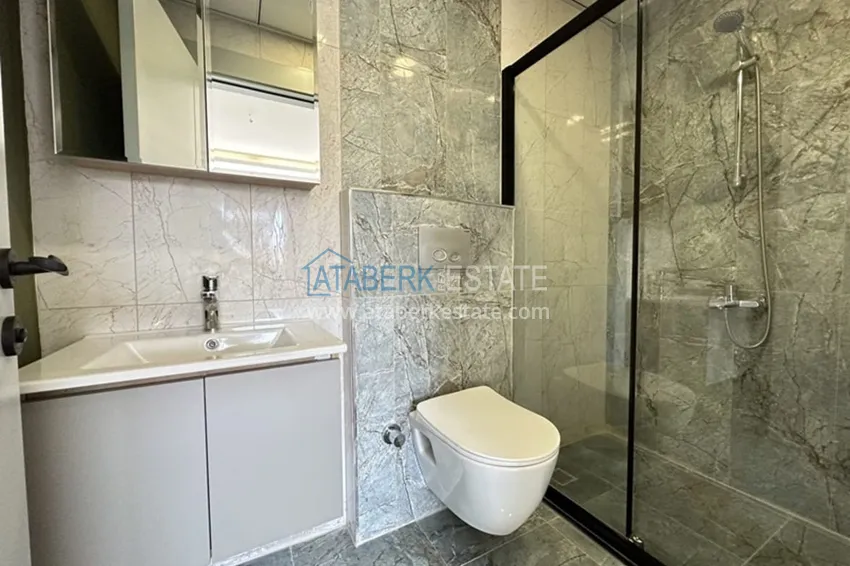 Приобрести Квартира 2+1 с видом на море на этапе строительства Томюк-Мерсин 10 