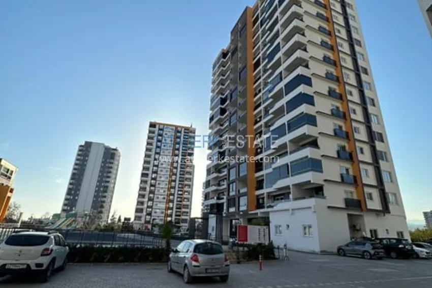 Квартира 1+1 с мебелью и техникой в жилом комплексе комфорт- класса район Арпачбахшиш-Мерсин 2 