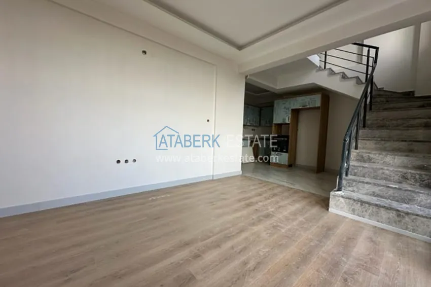 Приобрести Дуплекс 2+1 с чистовой отделкой и видом на море в районе Тедже-Мерсин 3 