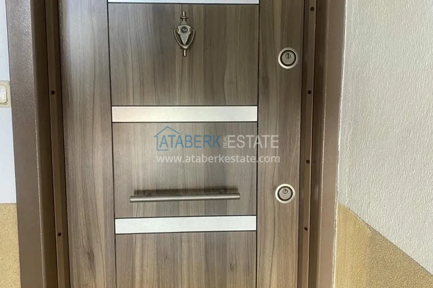 Приобрести Двухкомнатная квартира после ремонта с мебелью и панорамным видом на море в исторической части Алании – Кале 1 