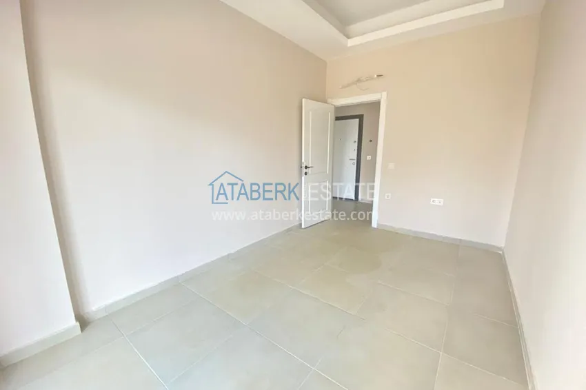 Приобрести Трехкомнатная квартира с чистовой отделкой в Алании, район Джикджилли 10