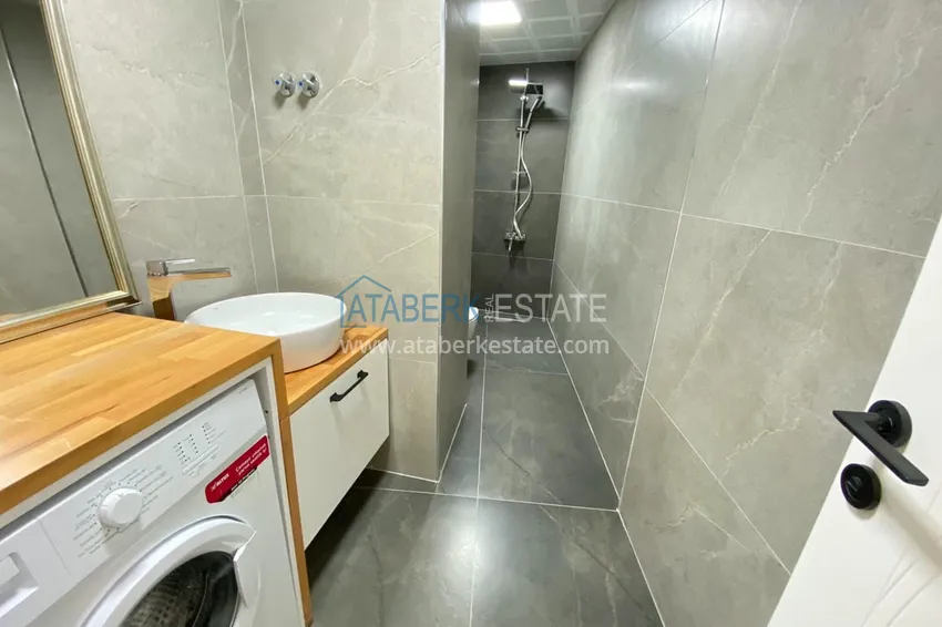 Приобрести Двухкомнатная квартира после ремонта с мебелью и панорамным видом на море в исторической части Алании – Кале 11 