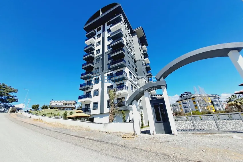 Квартира с новой мебелью от собственника в новом комплексе сегмента комфорт в районе Авсаллар 12 