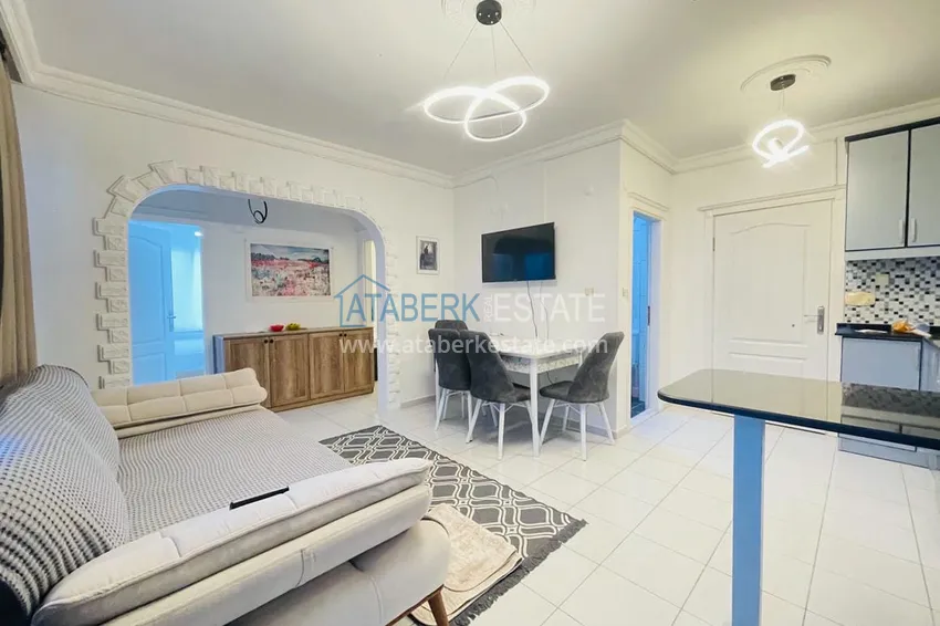 Приобрести Трехкомнатная квартира с мебелью в 100 метрах от моря – район Оба, Алания  1 