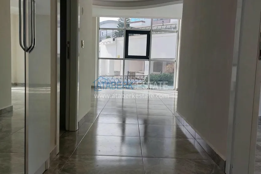 Приобрести Трехкомнатная квартира от собственника в резиденции сегмента премиум - район Оба, Алания 1 