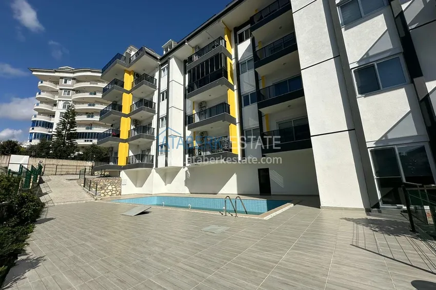 Меблированная двухкомнатная квартира от собственника в 500 метрах от моря – центр района Авсаллар  2 