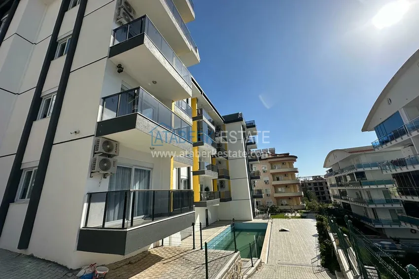 Меблированная двухкомнатная квартира от собственника в 500 метрах от моря – центр района Авсаллар  3 