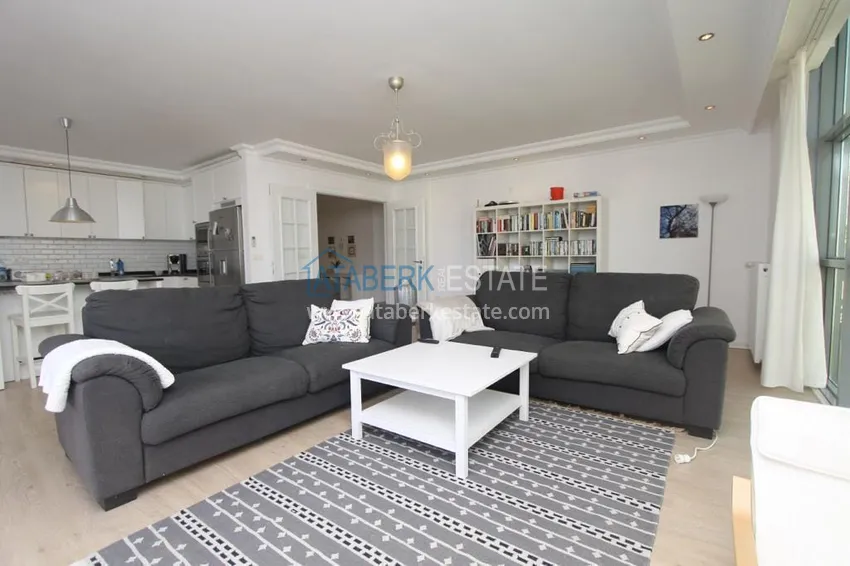 Приобрести Недвижимость под гражданство! Квартира 3+1 с мебелью в резиденции сегмента премиум – Алания, район Джикджилли 5 