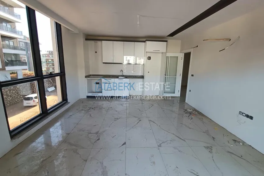 Приобрести Трехкомнатная квартира с чистовой отделкой в районе Оба, Алания 4