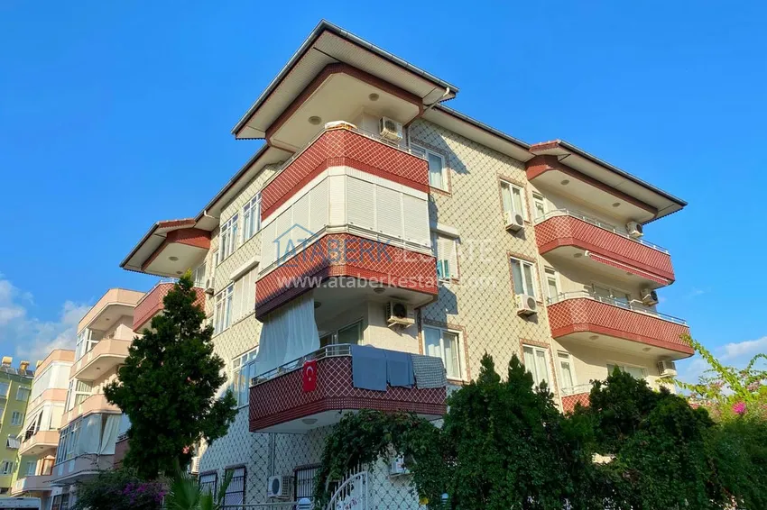 Двухкомнатная квартира с мебелью в небольшом комплексе – центр Алании, 300 метров от пляжа Клеопатра 4 