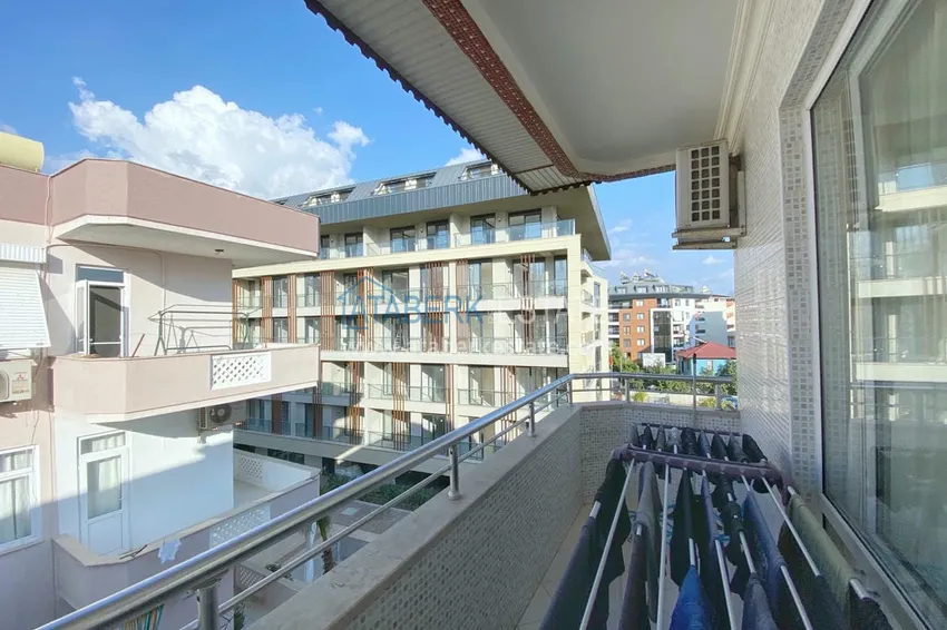 Приобрести Двухкомнатная квартира с мебелью в небольшом комплексе – центр Алании, 300 метров от пляжа Клеопатра 9 