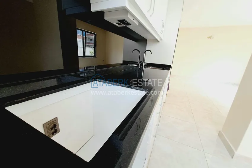 Приобрести Двухкомнатная квартира в центре Алании - район пляжа Клеопатра 7 