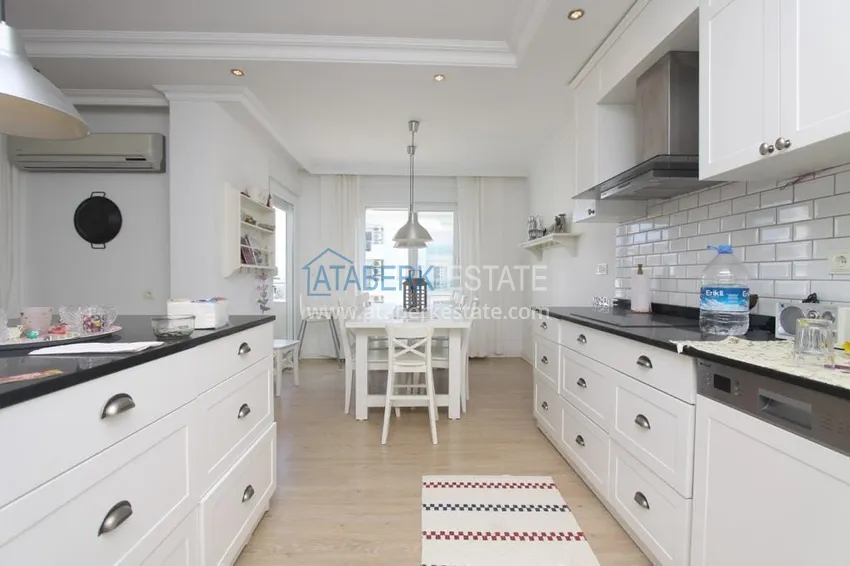 Приобрести Недвижимость под гражданство! Квартира 3+1 с мебелью в резиденции сегмента премиум – Алания, район Джикджилли 9 