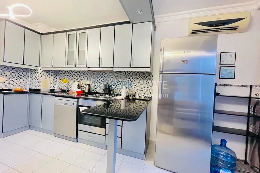 Приобрести Трехкомнатная квартира с мебелью в 100 метрах от моря – район Оба, Алания  7 