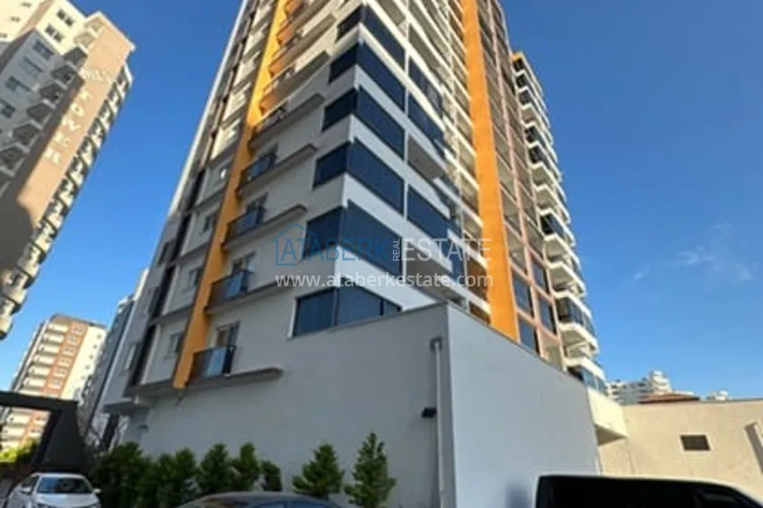 Квартира 1+1 с мебелью и техникой в жилом комплексе комфорт- класса район Арпачбахшиш-Мерсин 1 