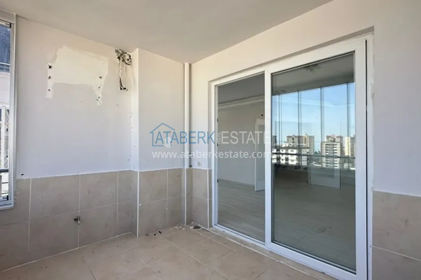 Приобрести Квартира 3+1 с отдельной кухней и остекленным балконом район Мезитли-Мерсин 32