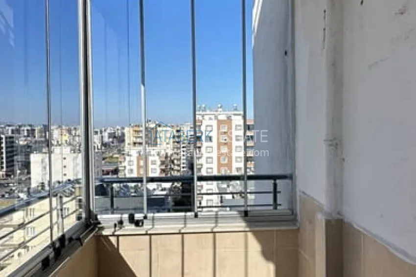 Приобрести Квартира 3+1 с отдельной кухней и остекленным балконом район Мезитли-Мерсин 33