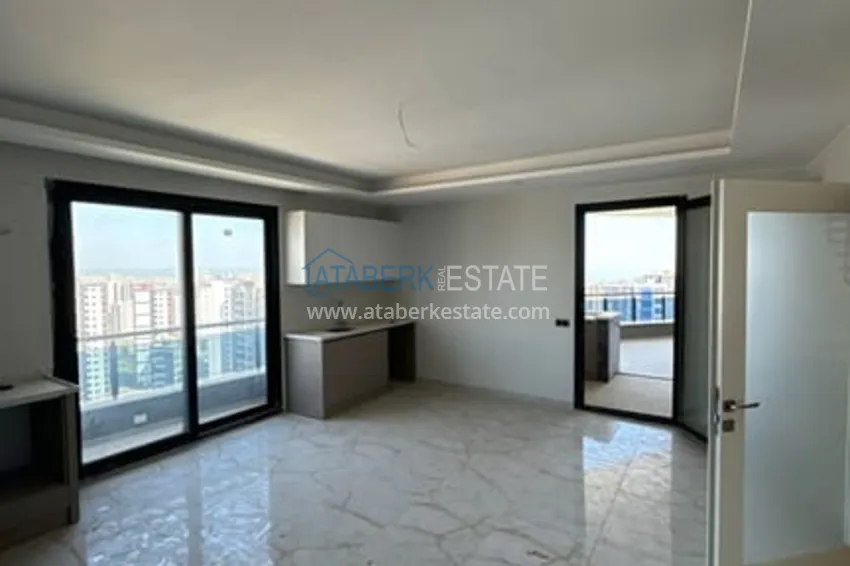 Приобрести Просторный пентхаус-дуплекс с открытым видом на море район Соли-Мерсин 51 