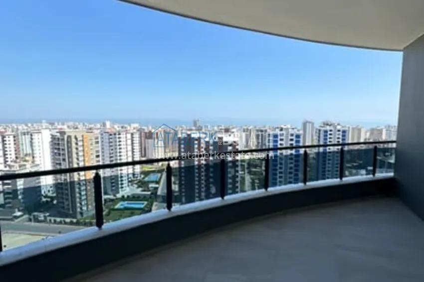 Приобрести Просторный пентхаус-дуплекс с открытым видом на море район Соли-Мерсин 52 