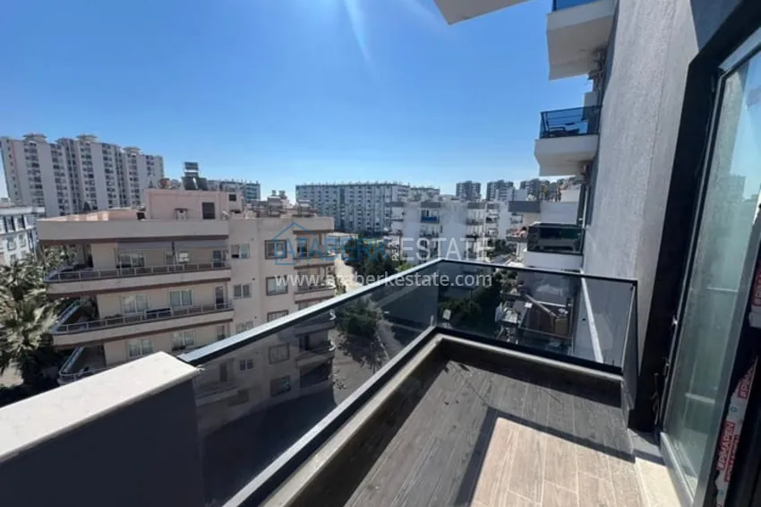 Приобрести Квартира 1+1 с видом на море в районе Мезитли-Мерсин 9 