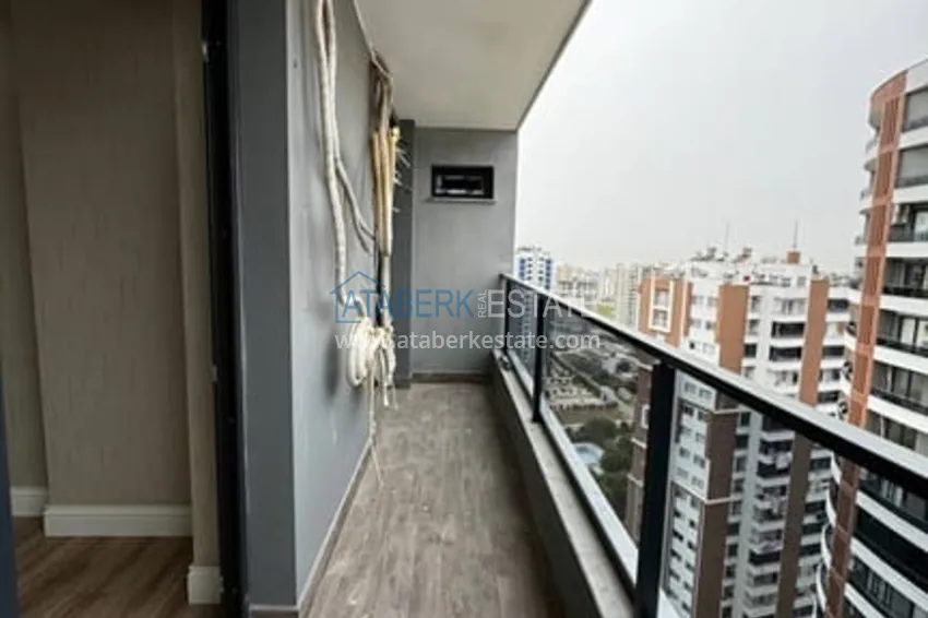 Приобрести Квартира 4+1 с роскошным ремонтом в комплексе отельного типа в районе Мезитли-Мерсин 25 