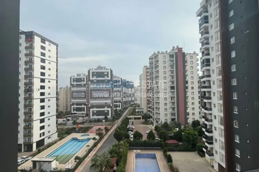 Приобрести Квартира 4+1 в молодом жилом комплексе с инфраструктурой район Мезитли-Мерсин 27 