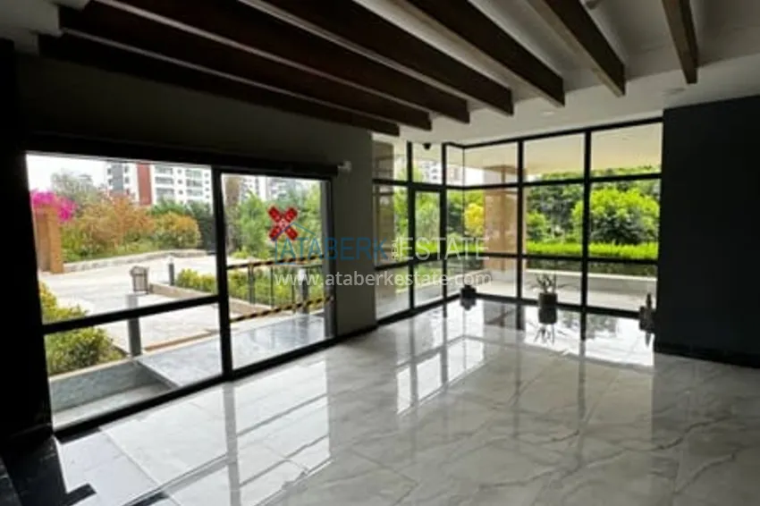 Квартира 4+1 с роскошным ремонтом в комплексе отельного типа в районе Мезитли-Мерсин 16 