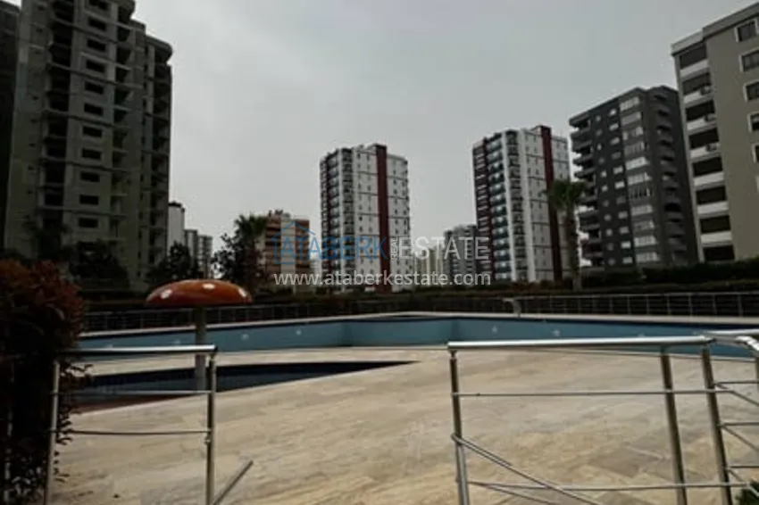 Квартира 4+1 в жилом комплексе с инфраструктурой комфорт-класса район Мезитли-Мерсин 5