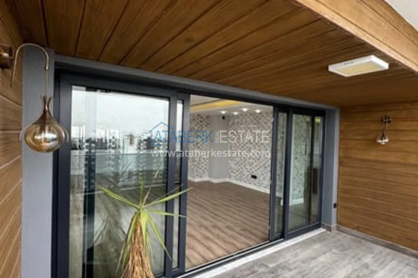 Квартира 4+1 с роскошным ремонтом в комплексе отельного типа в районе Мезитли-Мерсин 20 