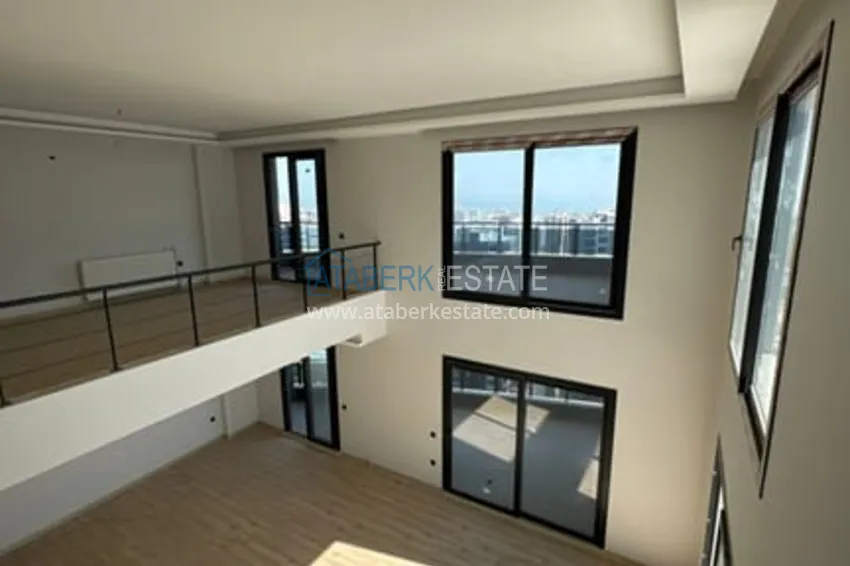 Приобрести Просторный пентхаус-дуплекс с открытым видом на море район Соли-Мерсин 32 