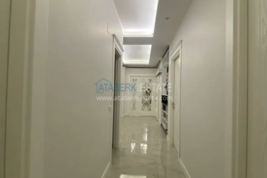 Приобрести Квартира 4+1 с отоплением и частично мебелью и техникой, район Соли-Мерсин 16 