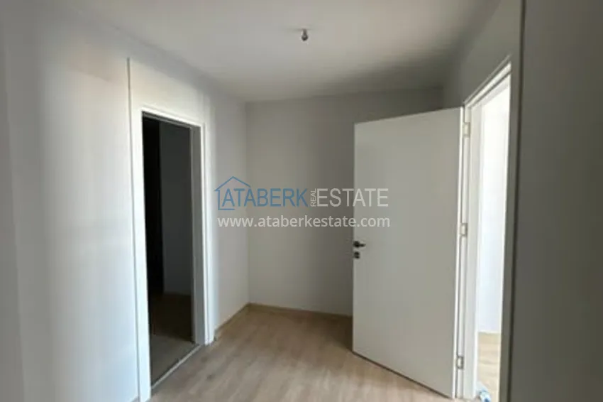 Приобрести Просторный пентхаус-дуплекс с открытым видом на море район Соли-Мерсин 24 