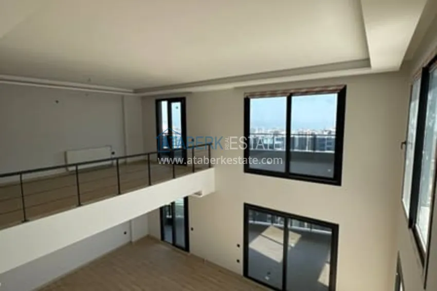 Приобрести Просторный пентхаус-дуплекс с открытым видом на море район Соли-Мерсин 29 