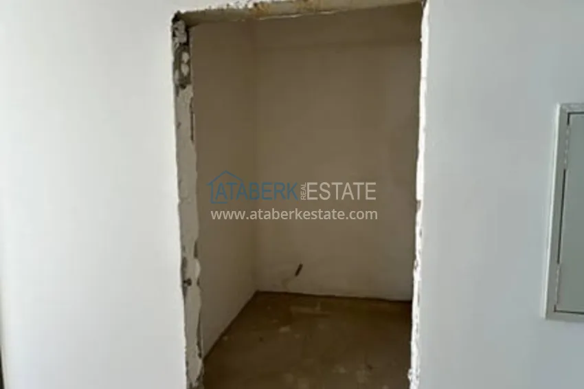 Приобрести Просторный пентхаус-дуплекс с открытым видом на море район Соли-Мерсин 30 