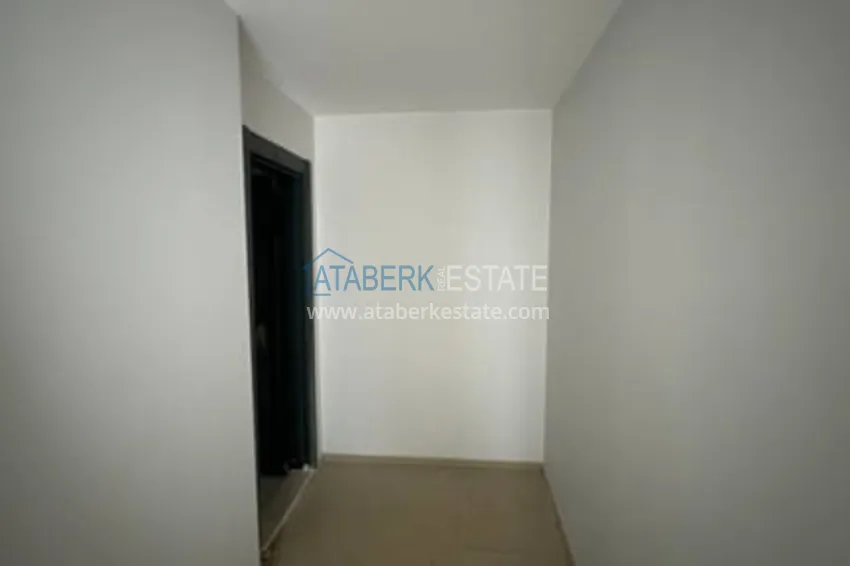 Приобрести Просторный пентхаус-дуплекс с открытым видом на море район Соли-Мерсин 39 