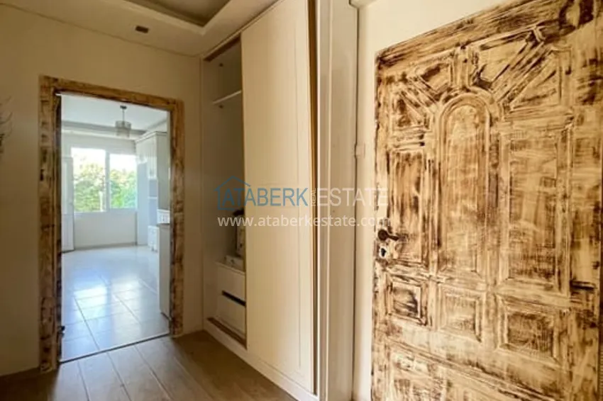 Приобрести Квартира 3+1 с отдельной кухней в 100 метрах от моря район Мезитли-Мерсин 26 