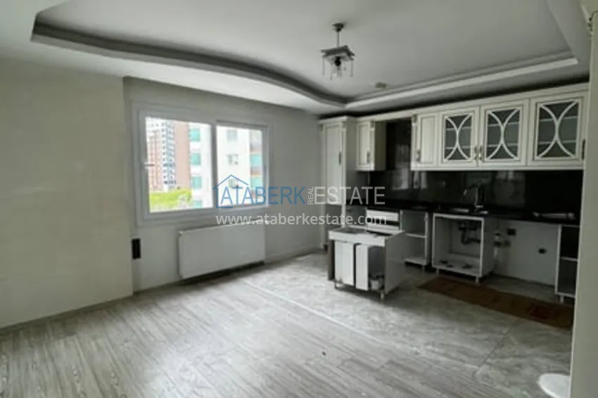 Приобрести Квартира 4+1 в жилом комплексе с инфраструктурой комфорт-класса район Мезитли-Мерсин 1