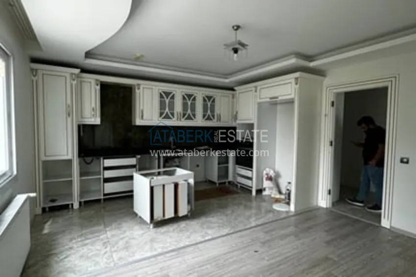 Приобрести Квартира 4+1 в жилом комплексе с инфраструктурой комфорт-класса район Мезитли-Мерсин 2