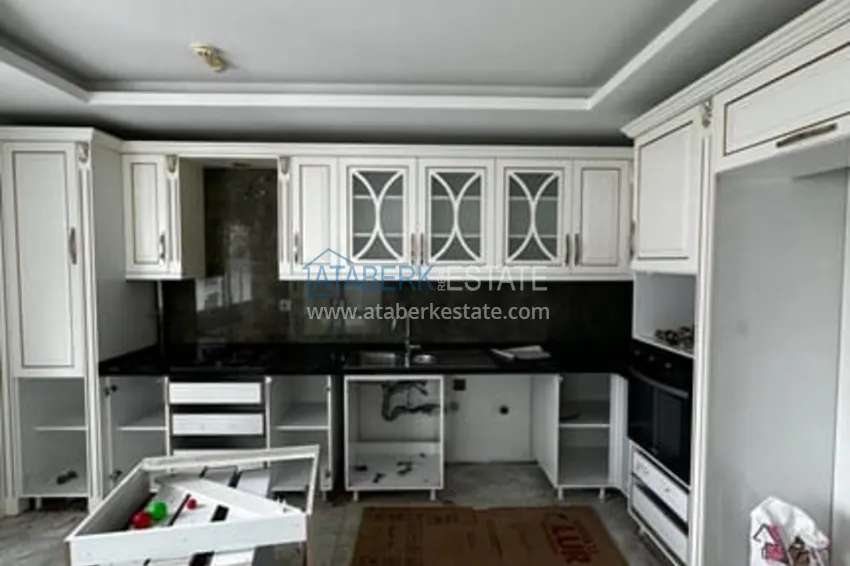 Приобрести Квартира 4+1 в жилом комплексе с инфраструктурой комфорт-класса район Мезитли-Мерсин 3