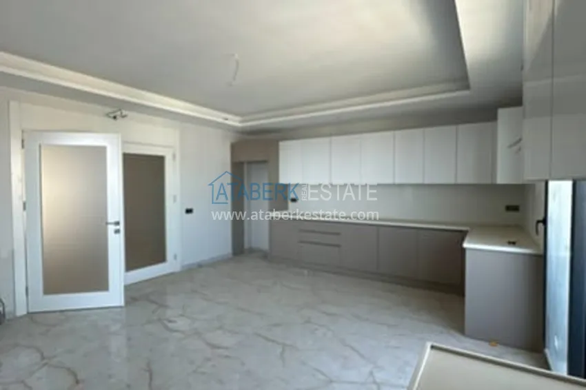 Приобрести Просторный пентхаус-дуплекс с открытым видом на море район Соли-Мерсин 12 