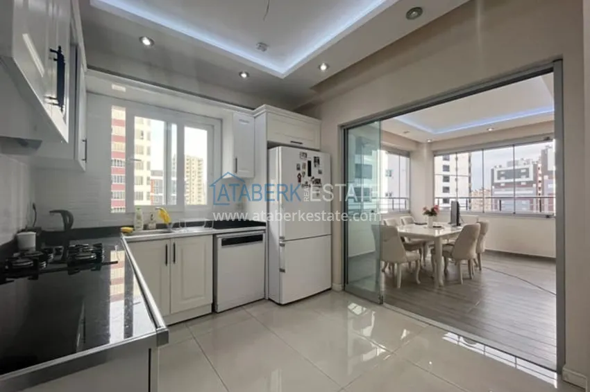 Приобрести Квартира 4+1 в молодом жилом комплексе с инфраструктурой район Мезитли-Мерсин 4 