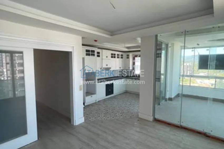 Квартира 3+1 с чистовой отделкой в районе Тедже-Мерсин 1