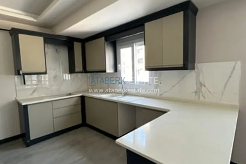 Приобрести Трехкомнатная квартира с чистовой отделкой и террасой район Мезитли-Мерсин 8 