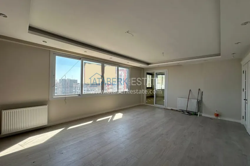 Приобрести Просторная квартира 5+1 с видом на море в районе Мезитли-Мерсин 1 