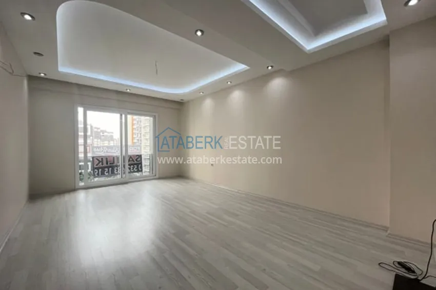 Приобрести Квартира 4+1 в молодом жилом комплексе с инфраструктурой район Мезитли-Мерсин 1 