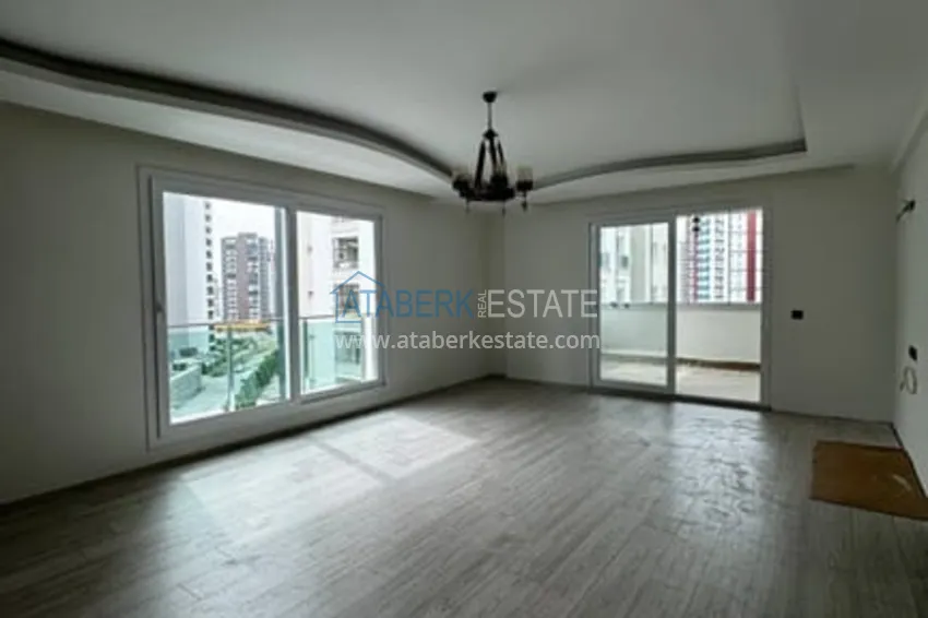 Приобрести Квартира 4+1 в жилом комплексе с инфраструктурой комфорт-класса район Мезитли-Мерсин 6