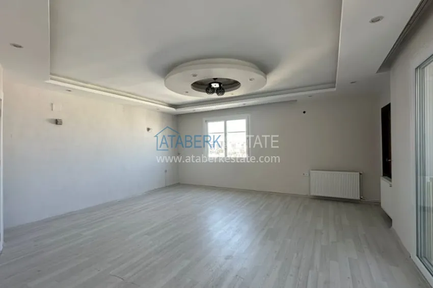 Приобрести Квартира 3+1 с отдельной кухней и остекленным балконом район Мезитли-Мерсин 4